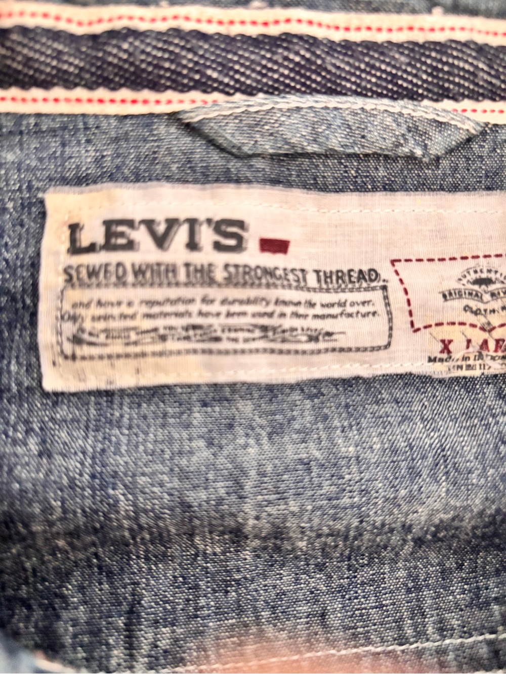 Vtg. 90’s Levi’s Limited Edition Chambray Denim  Snap Western Shirt XL - Picture 7 of 10
